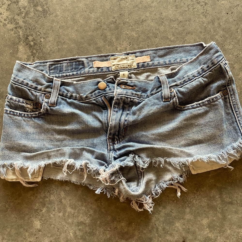 Women’s Abercrombie & Fitch Denim Short